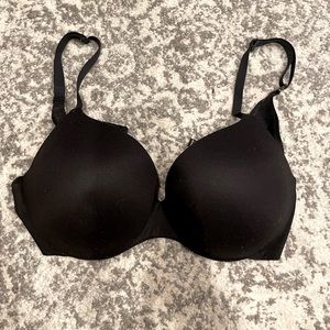 Brand New Victoria Secret Perfect Body Bra